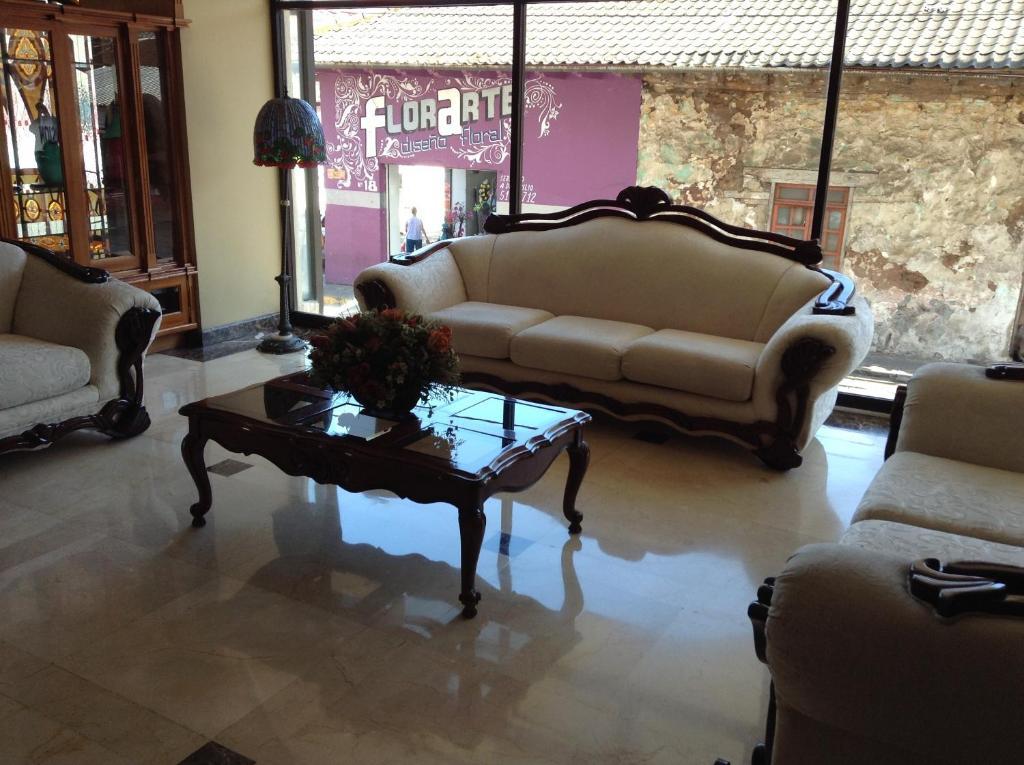 Hotel Real De Uruapan Uruapan  Buitenkant foto