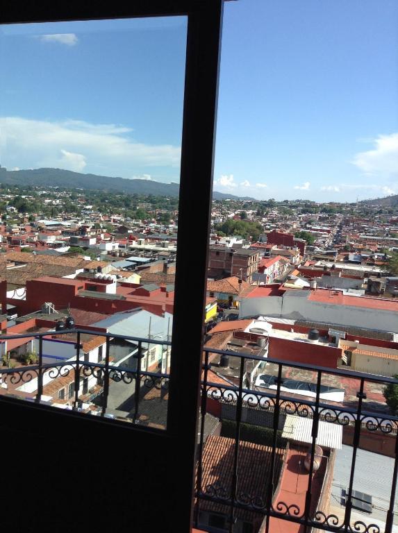 Hotel Real De Uruapan Uruapan  Buitenkant foto