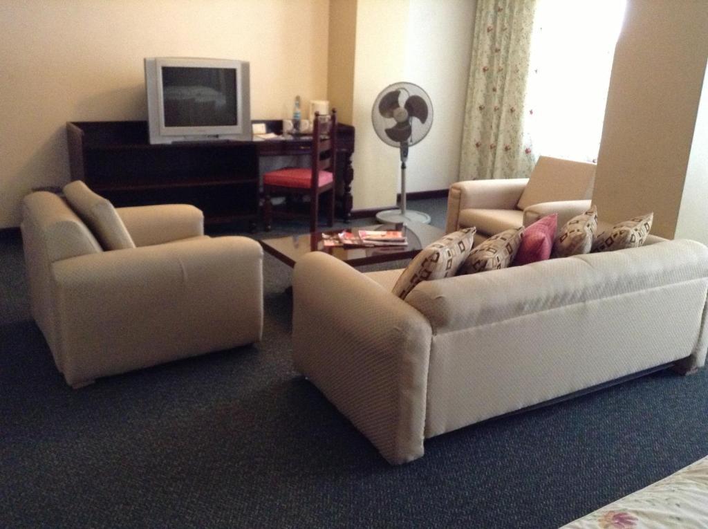 Hotel Real De Uruapan Uruapan  Kamer foto